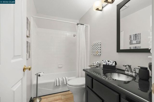 5513 Terra Granada Dr. 2A, Walnut Creek, CA 94595