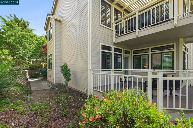 5513 Terra Granada Dr. 2A, Walnut Creek, CA 94595