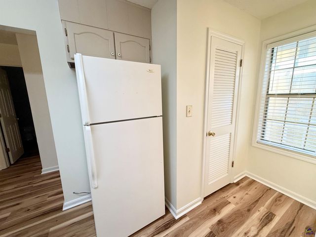 102 Williamsburg Avenue, Warner Robins, GA 31088