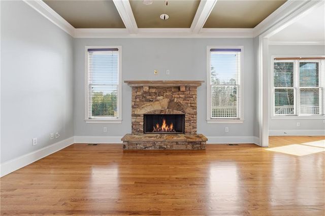 6437 Blue Water Drive, Buford, GA 30518