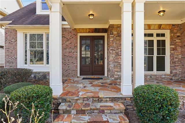 6437 Blue Water Drive, Buford, GA 30518