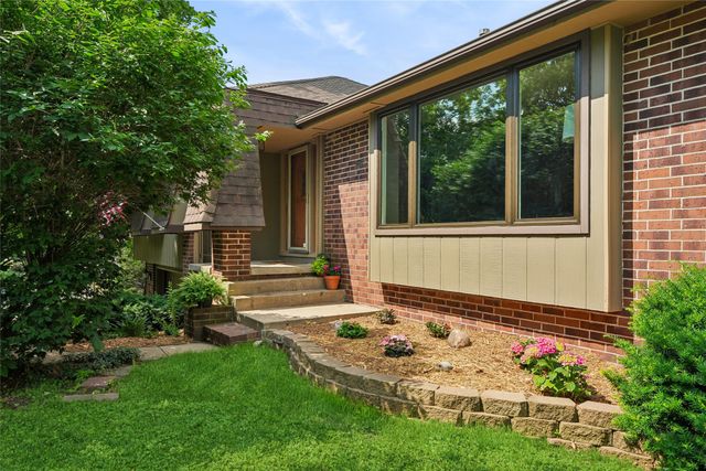 3206 SW 28th Street, Des Moines, IA 50321