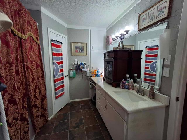 6301 Shadydell Drive, Fort Worth, TX 76135