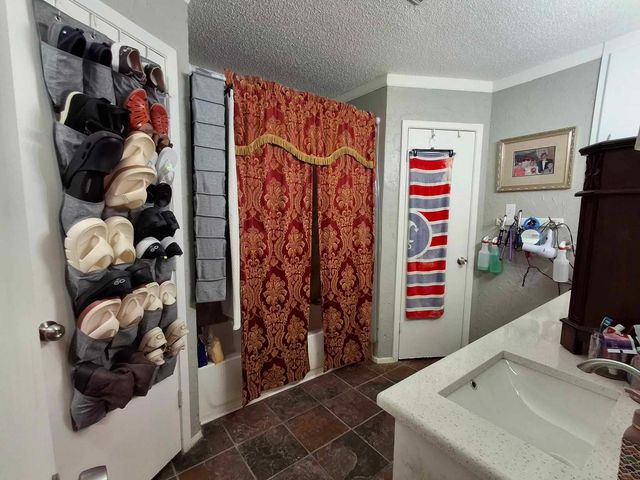 6301 Shadydell Drive, Fort Worth, TX 76135