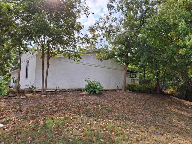 6301 Shadydell Drive, Fort Worth, TX 76135