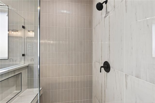 240 Kinross Drive, Bella Vista, AR 72715