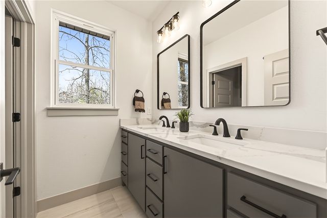 240 Kinross Drive, Bella Vista, AR 72715