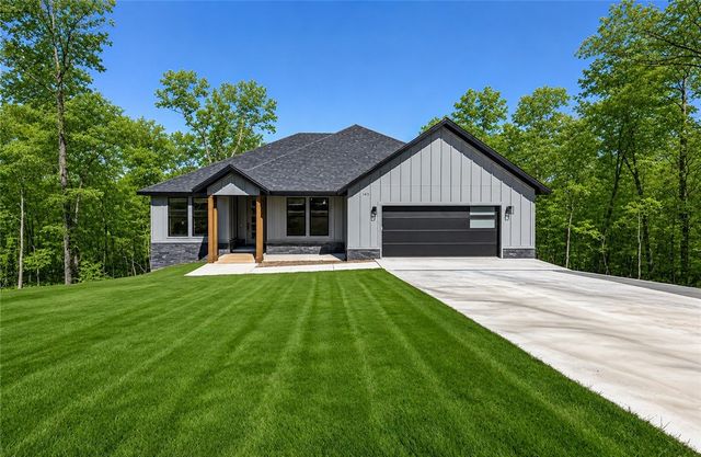 240 Kinross Drive, Bella Vista, AR 72715