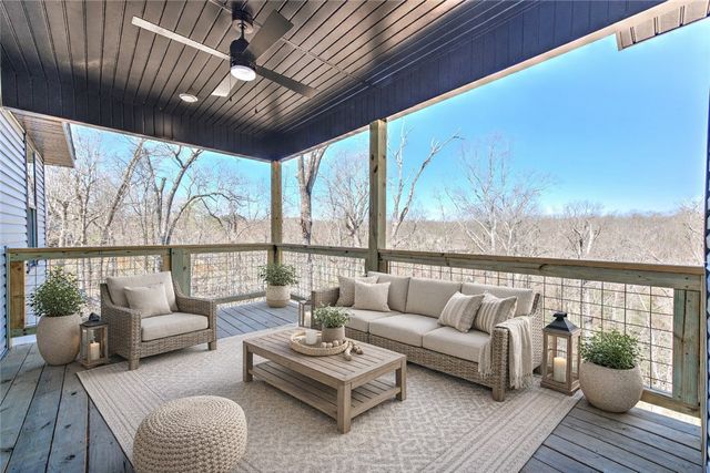 240 Kinross Drive, Bella Vista, AR 72715