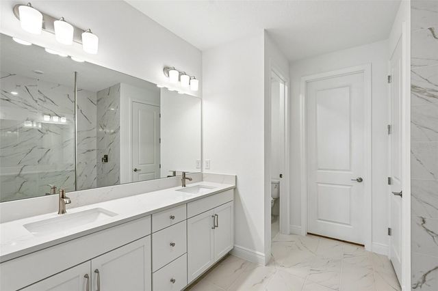 8221 SEAFLOWER PARKWAY, Bradenton, FL 34210