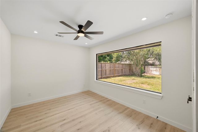 5322 Briarbend Drive, Houston, TX 77096