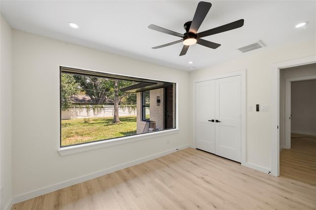 5322 Briarbend Drive, Houston, TX 77096