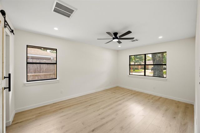 5322 Briarbend Drive, Houston, TX 77096