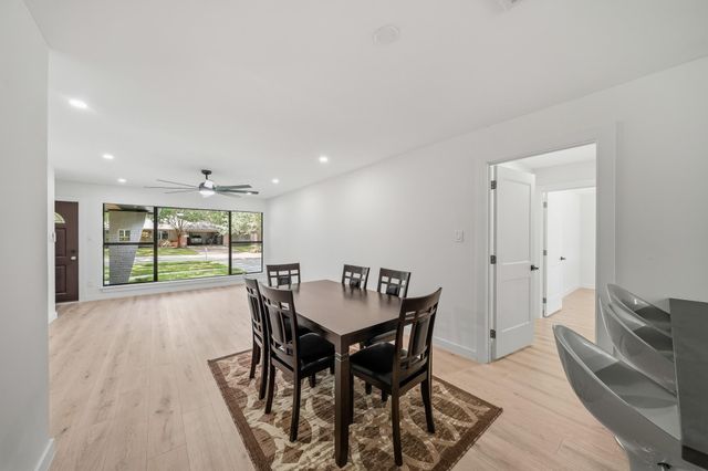 5322 Briarbend Drive, Houston, TX 77096