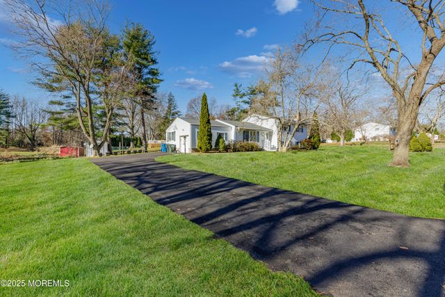 150 Cloverdale Circle, Tinton Falls, NJ 07724