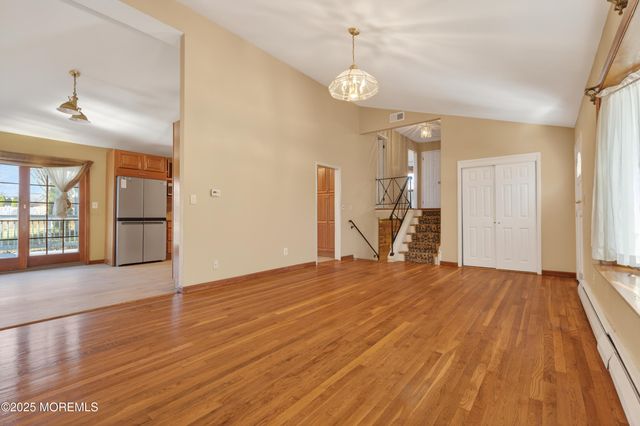 150 Cloverdale Circle, Tinton Falls, NJ 07724