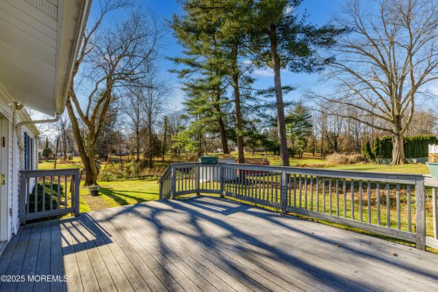 150 Cloverdale Circle, Tinton Falls, NJ 07724