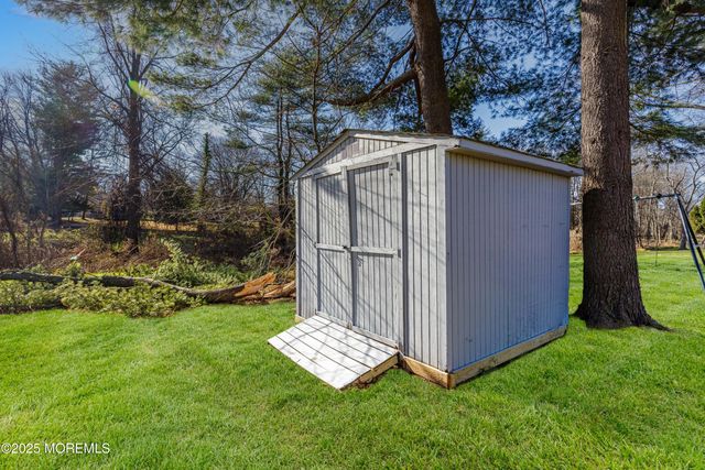 150 Cloverdale Circle, Tinton Falls, NJ 07724