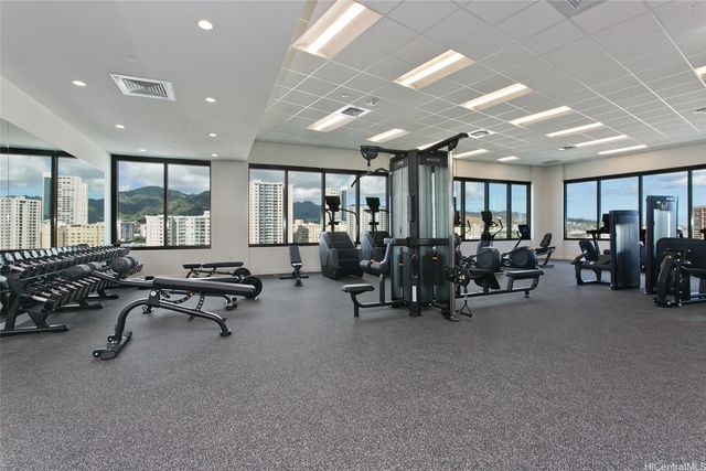 1500 Rycroft Street 2707, Honolulu, HI 96814