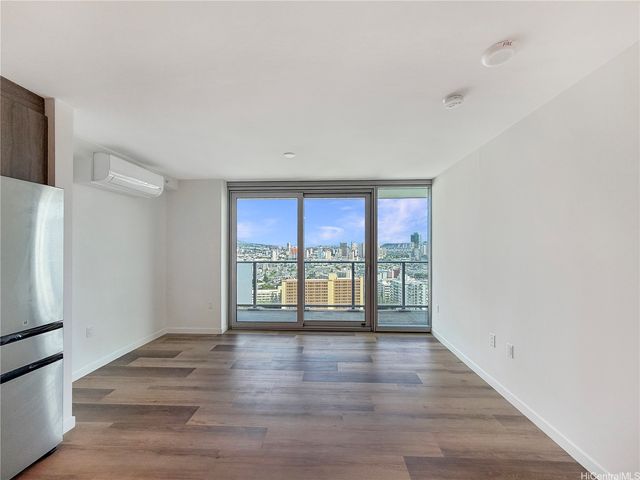 1500 Rycroft Street 2707, Honolulu, HI 96814