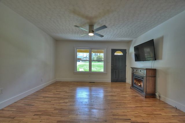 975 Goss Road, Epworth, GA 30541