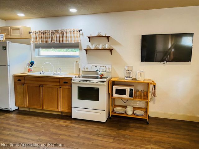 1723 Amber Lane, Lake Placid, FL 33852