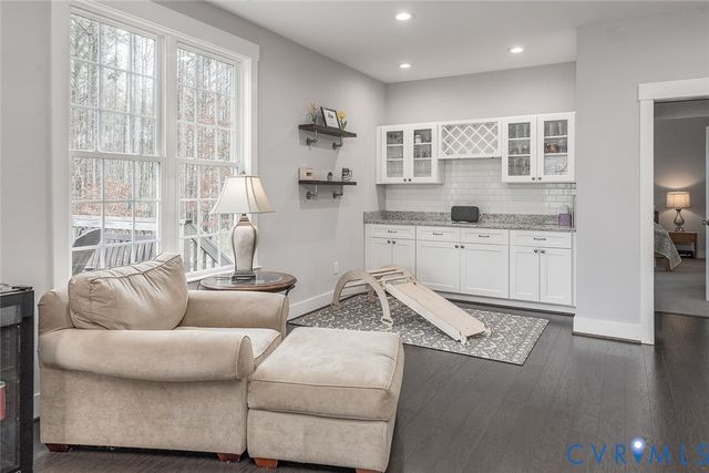 11038 Kings Pond Dr, Providence Forge, VA 23140