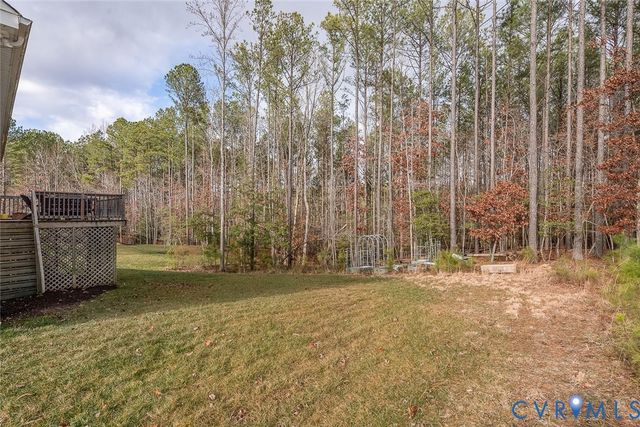 11038 Kings Pond Dr, Providence Forge, VA 23140