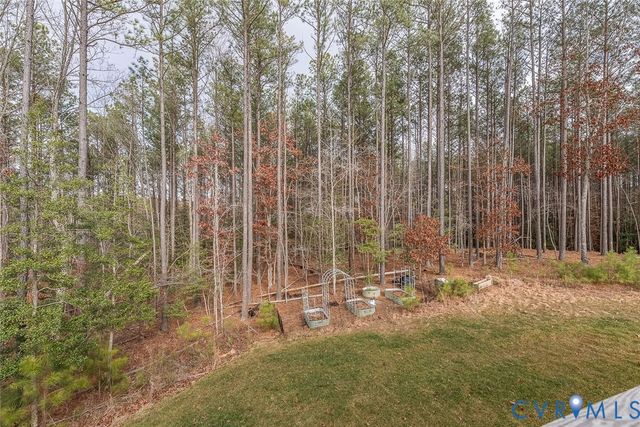 11038 Kings Pond Dr, Providence Forge, VA 23140