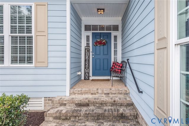 11038 Kings Pond Dr, Providence Forge, VA 23140