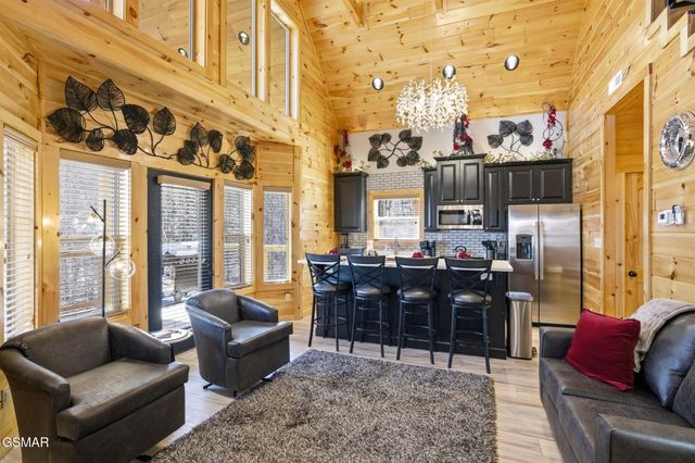 939 Pine Valley Way, Sevierville, TN 37862