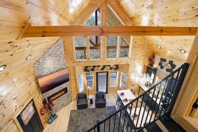 939 Pine Valley Way, Sevierville, TN 37862