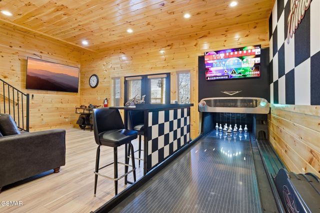 939 Pine Valley Way, Sevierville, TN 37862