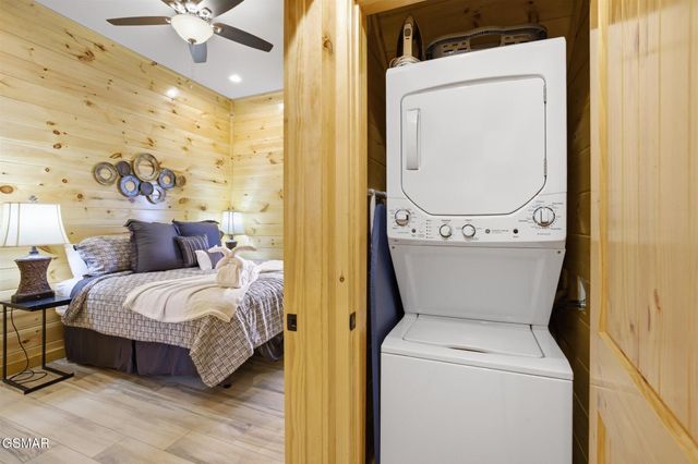 939 Pine Valley Way, Sevierville, TN 37862