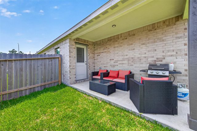 171 Ashe Juniper Way, Magnolia, TX 77354