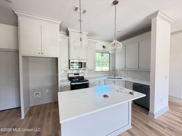 150 Stapleton Drive, Canton, MS 39046