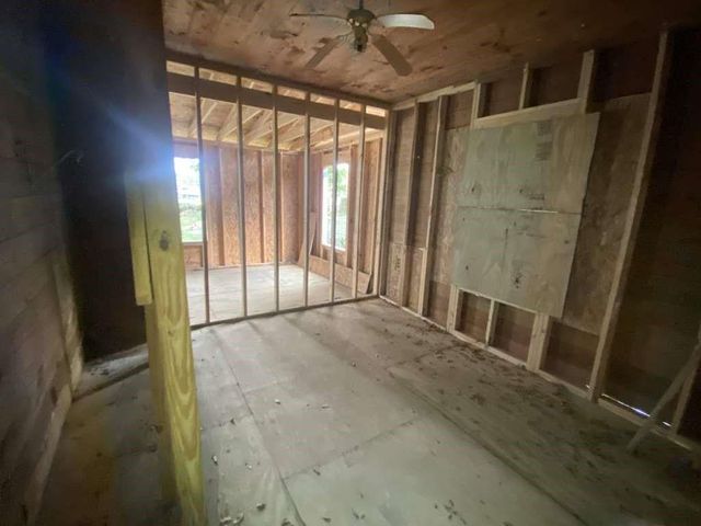 1705 Bolivar Street, Beaumont, TX 77701