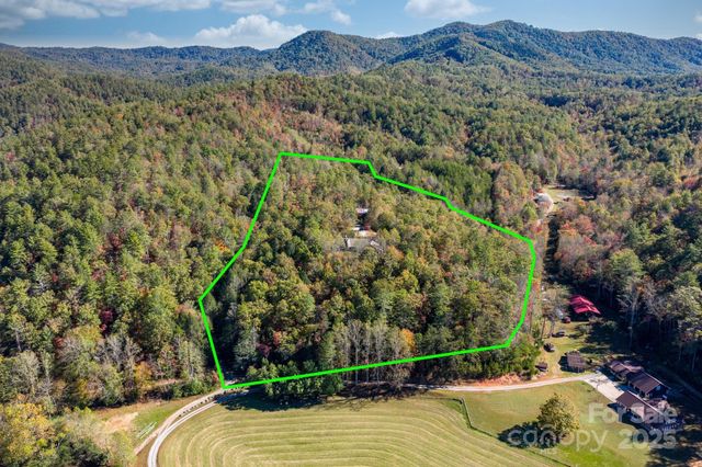 4441 Snyders Way, Lenoir, NC 28645