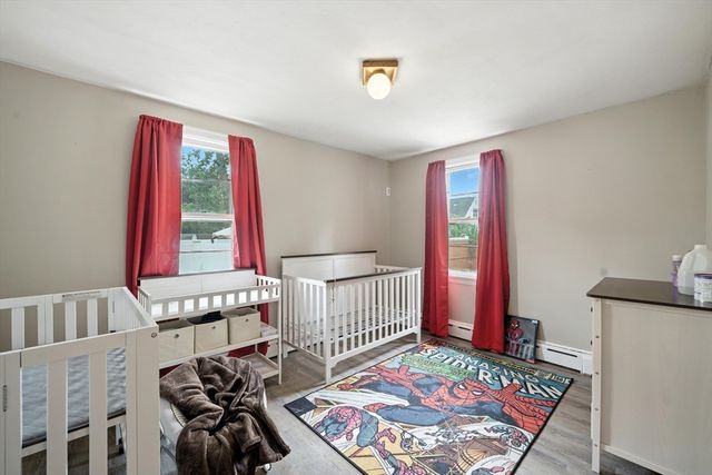 28 Holy Cross St., Springfield, MA 01104