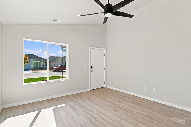 16402 Backfill Ave, Caldwell, ID 83607