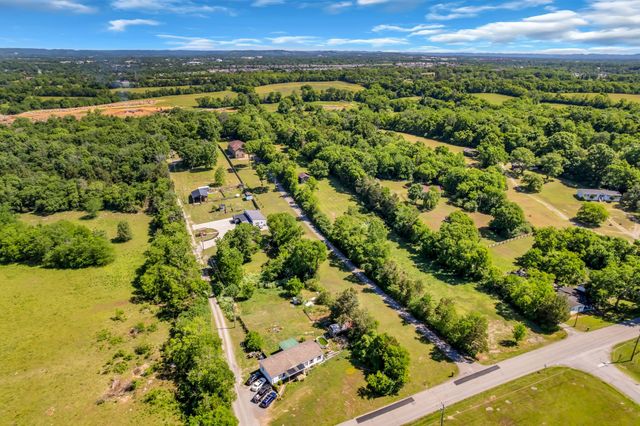 540 Peach Valley Road, Gallatin, TN 37066