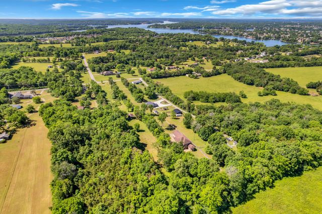 540 Peach Valley Road, Gallatin, TN 37066