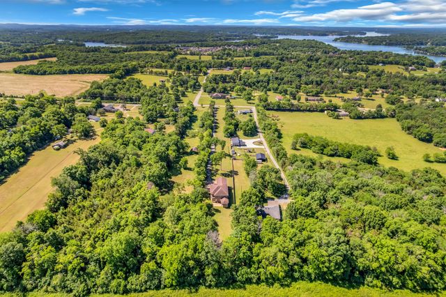 540 Peach Valley Road, Gallatin, TN 37066