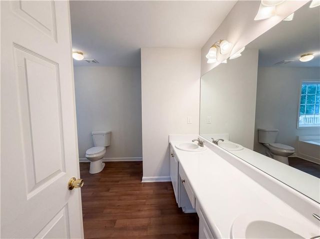 6158 Autumn View Cove NW, Acworth, GA 30101