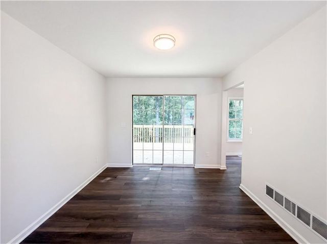 6158 Autumn View Cove NW, Acworth, GA 30101