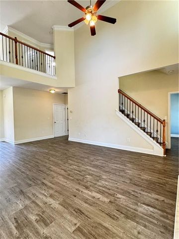 632 Scenic Creek Drive, Lawrenceville, GA 30046