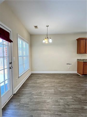 632 Scenic Creek Drive, Lawrenceville, GA 30046