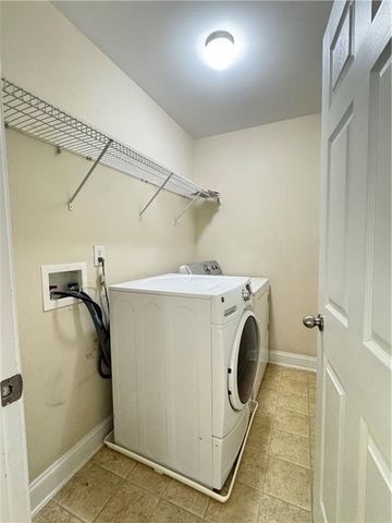 632 Scenic Creek Drive, Lawrenceville, GA 30046