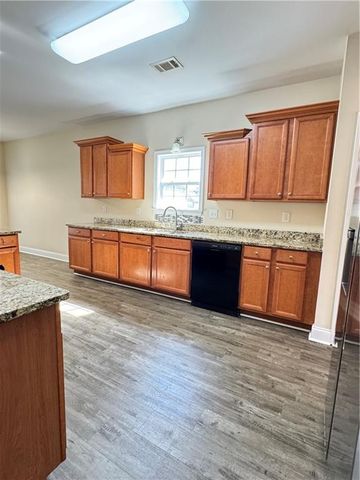 632 Scenic Creek Drive, Lawrenceville, GA 30046