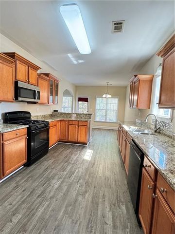 632 Scenic Creek Drive, Lawrenceville, GA 30046